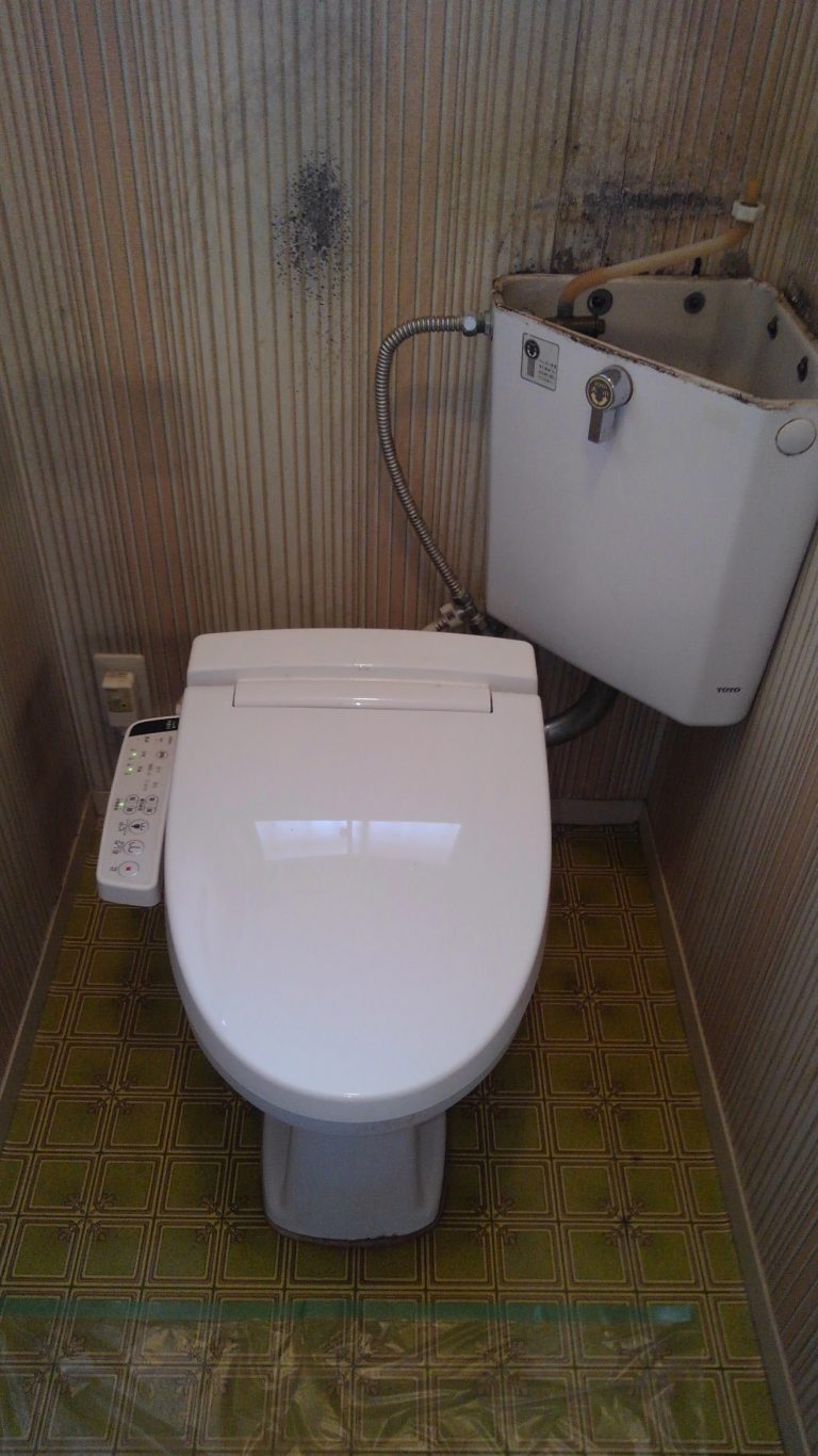 愛知県一宮市森本町にトイレ詰まりの補修依頼でお伺いさせていただきました。 愛知のトイレつまり・水漏れ修理・水の